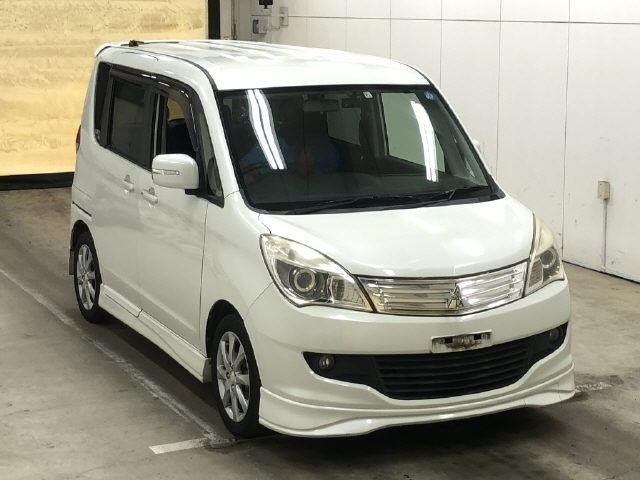 4028 Mitsubishi Delica d2 MB15S 2012 г. (IAA Osaka)